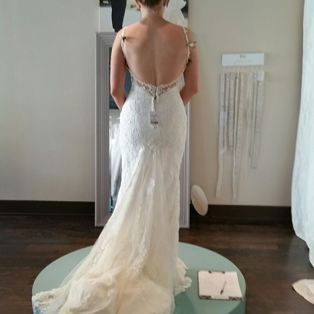 Martina Liana wedding gown - Picture 6 of 7